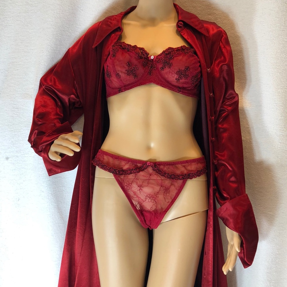 NWOT VS red and black Panties! EUC bra!
